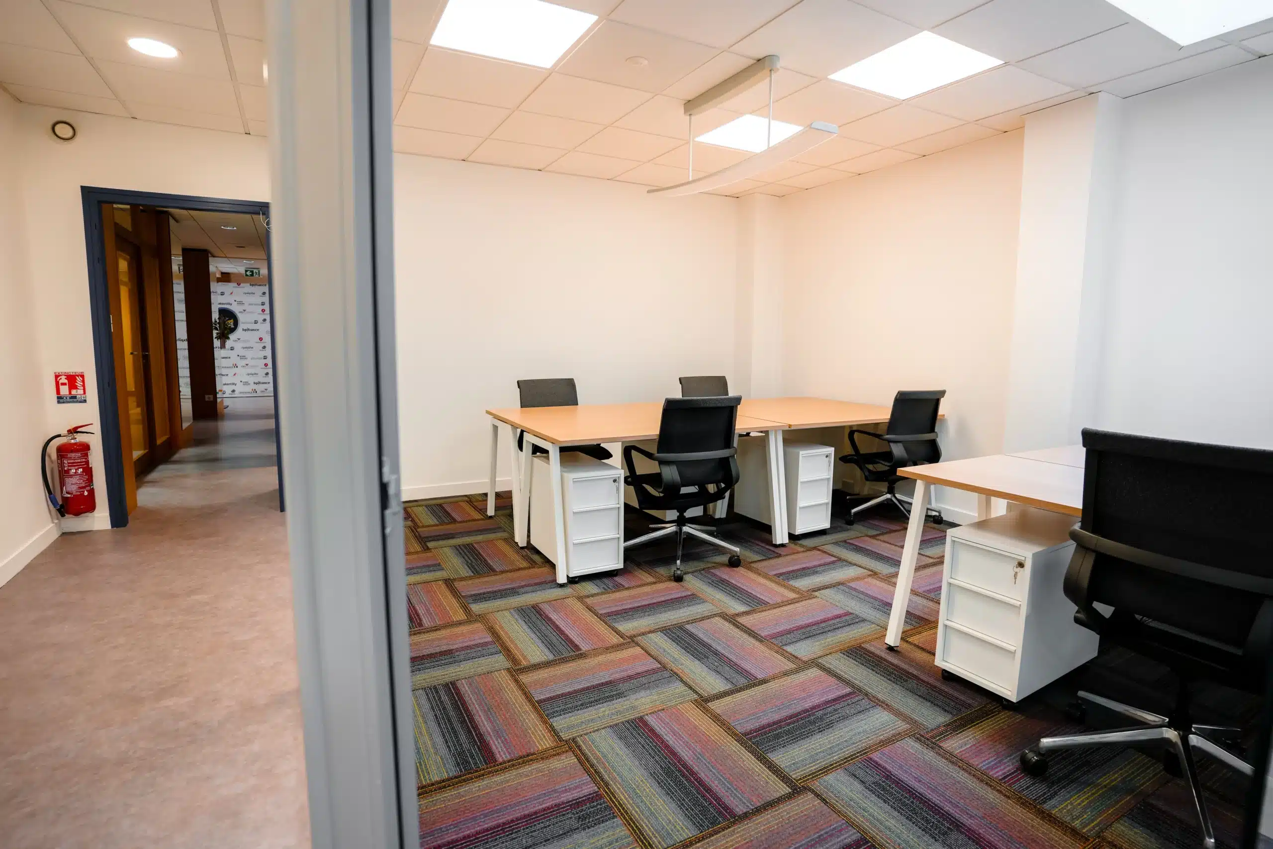  Le coworking à La Roche-sur-Yon : Pourquoi choisir un espace partagé pour vos projets ?