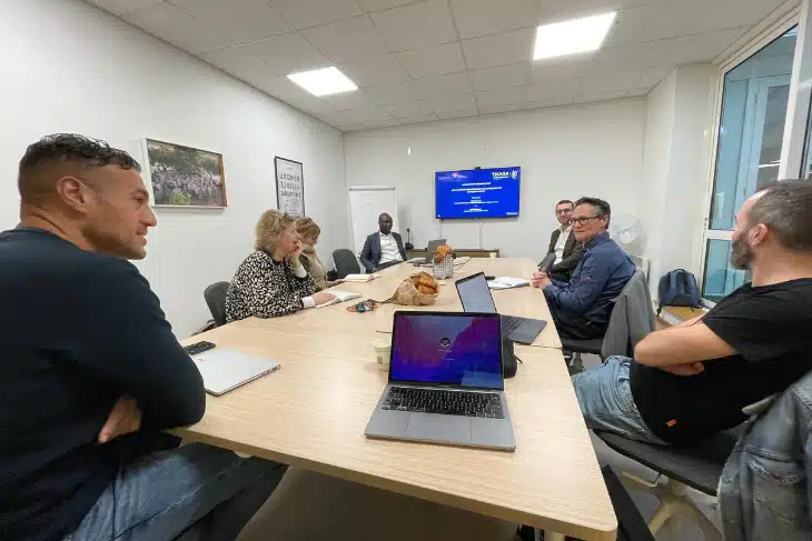 wetalk géo conseils et adjust